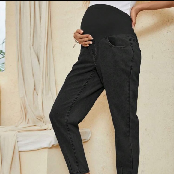Maternity Wideband Waist Mom Fit Jeans - Picture 2 of 5